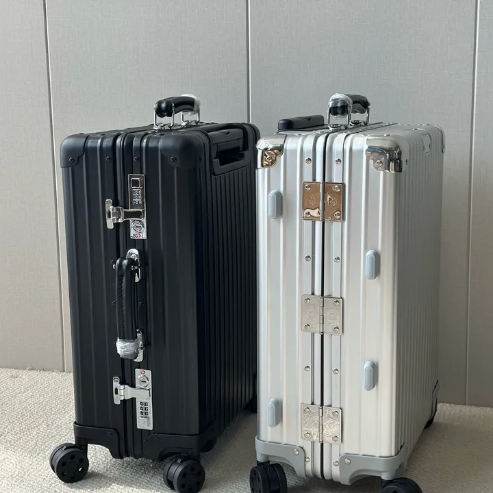 スーパーコピー リモワ スーツケース