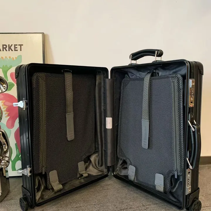 スーパーコピー リモワ スーツケース