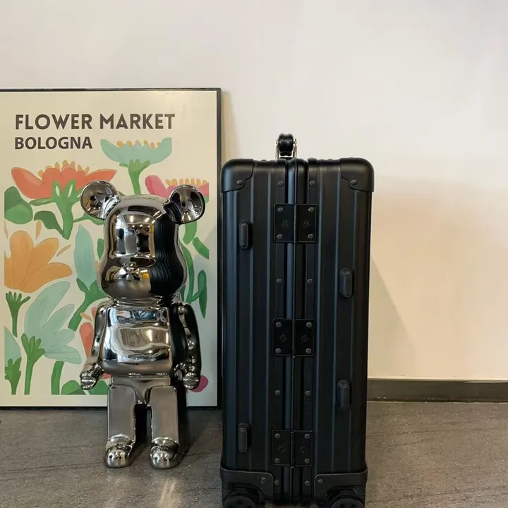 スーパーコピー リモワ スーツケース