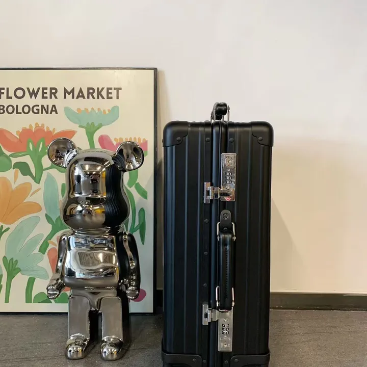 スーパーコピー リモワ スーツケース