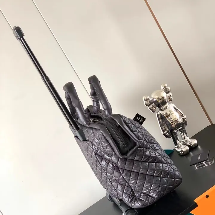 スーパーコピー シャネル スーツケース