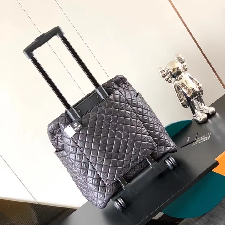 スーパーコピー シャネル スーツケース