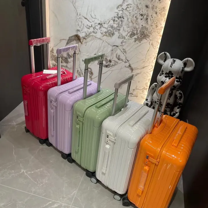 スーパーコピー リモワ スーツケース