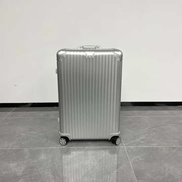 スーパーコピー リモワ スーツケース