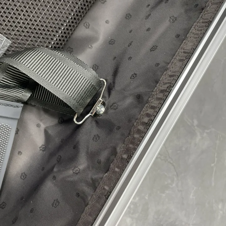 スーパーコピー リモワ スーツケース