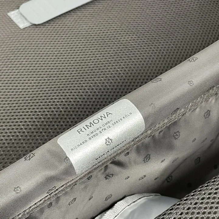 スーパーコピー リモワ スーツケース