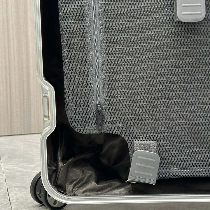 スーパーコピー リモワ スーツケース