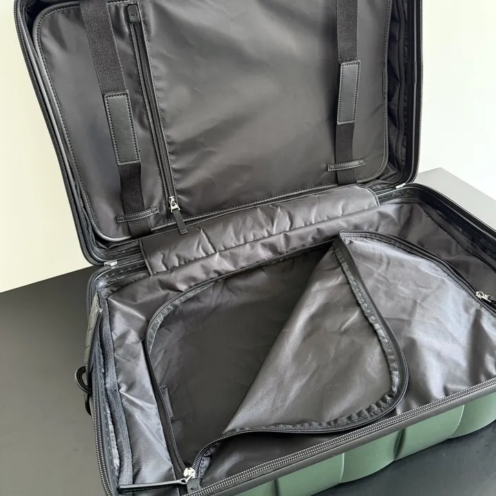 スーパーコピー ボッテガ ヴェネタ スーツケース