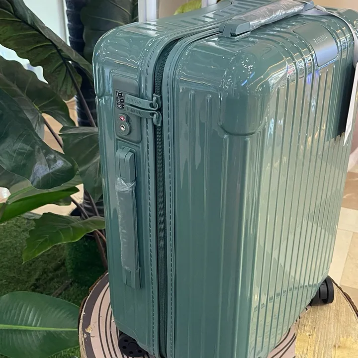 スーパーコピー リモワ スーツケース