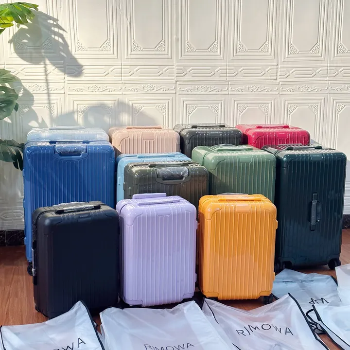 スーパーコピー リモワ スーツケース