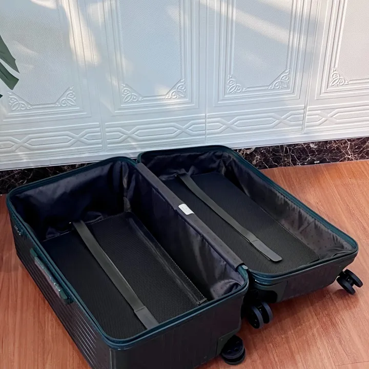 スーパーコピー リモワ スーツケース