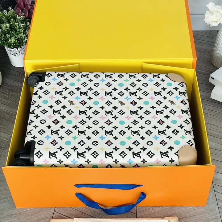 スーパーコピー ルイヴィトン スーツケース