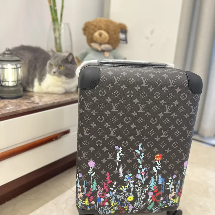 スーパーコピー ルイヴィトン スーツケース