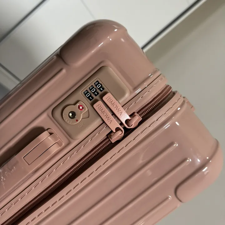 スーパーコピー リモワ スーツケース