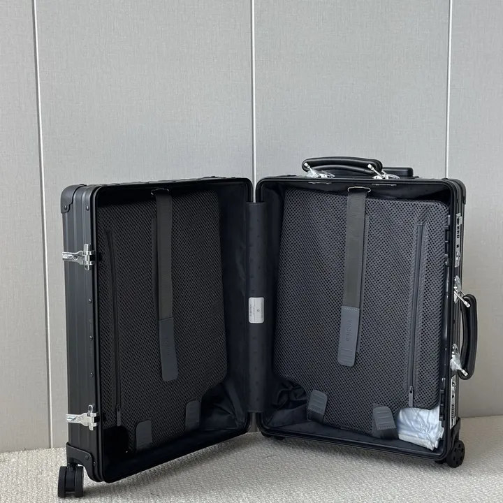 スーパーコピー リモワ スーツケース