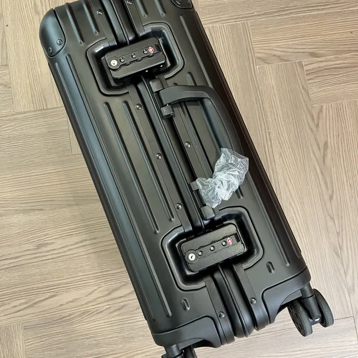 スーパーコピー リモワ スーツケース