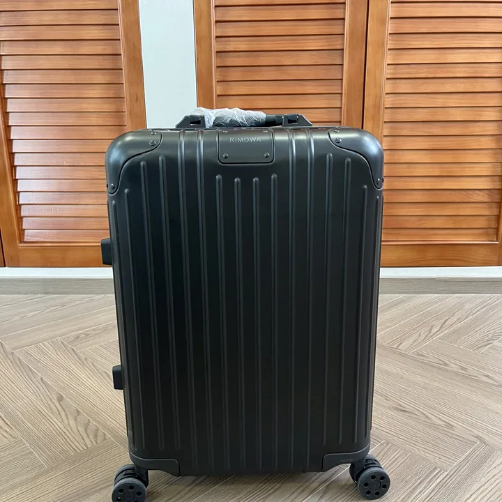 スーパーコピー リモワ スーツケース