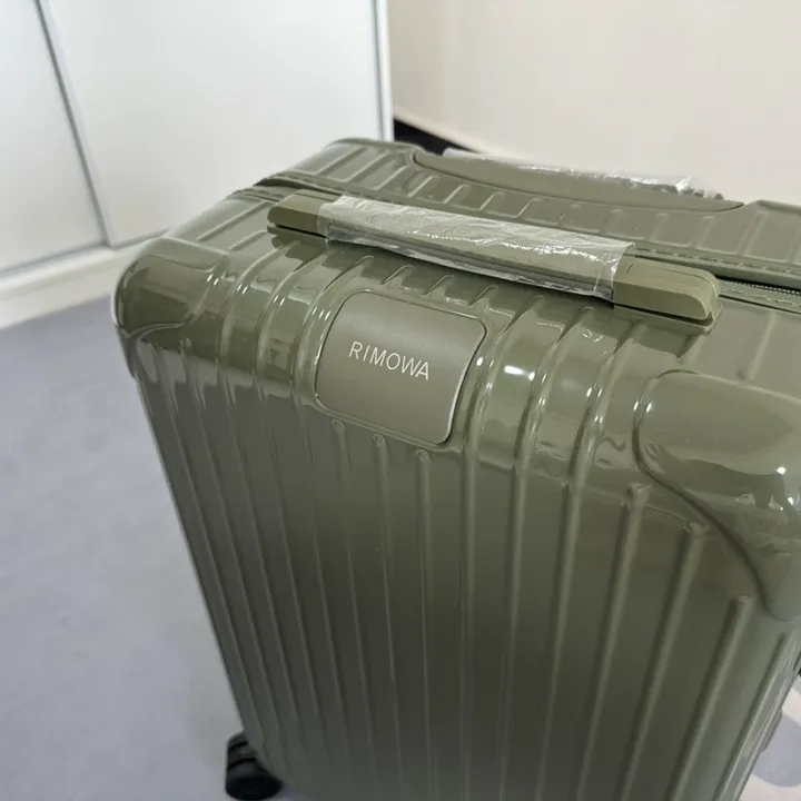 スーパーコピー リモワ スーツケース