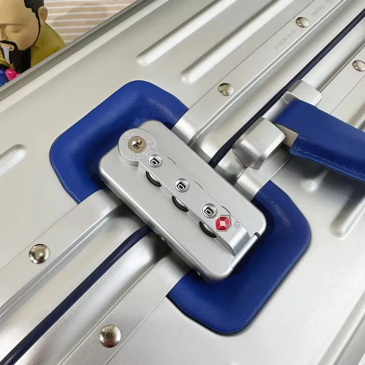 スーパーコピー ルイヴィトン スーツケース