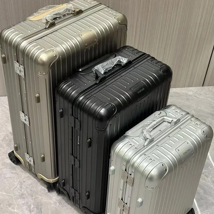 スーパーコピー ルイヴィトン スーツケース