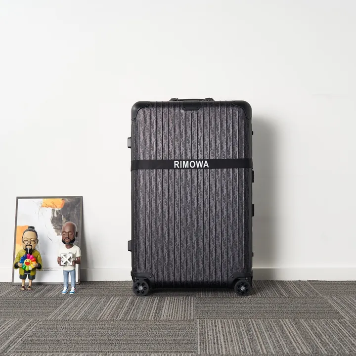 スーパーコピー リモワ スーツケース