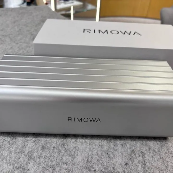 スーパーコピー リモワ スーツケース