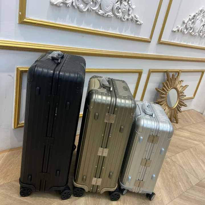 スーパーコピー リモワ スーツケース
