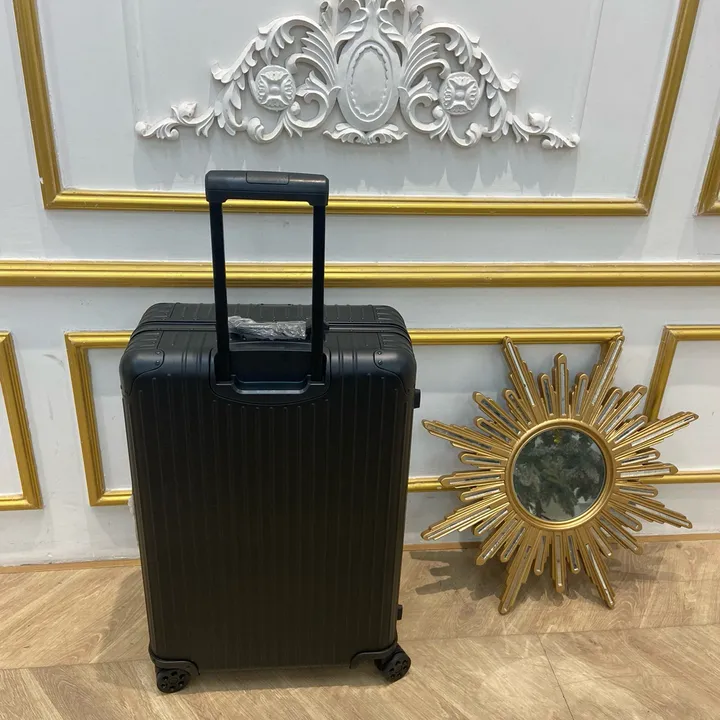 スーパーコピー リモワ スーツケース