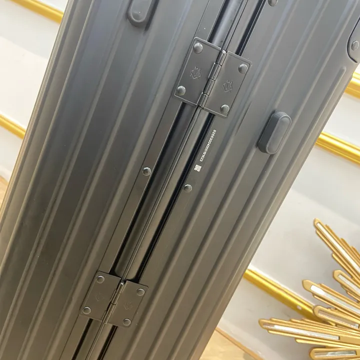 スーパーコピー リモワ スーツケース