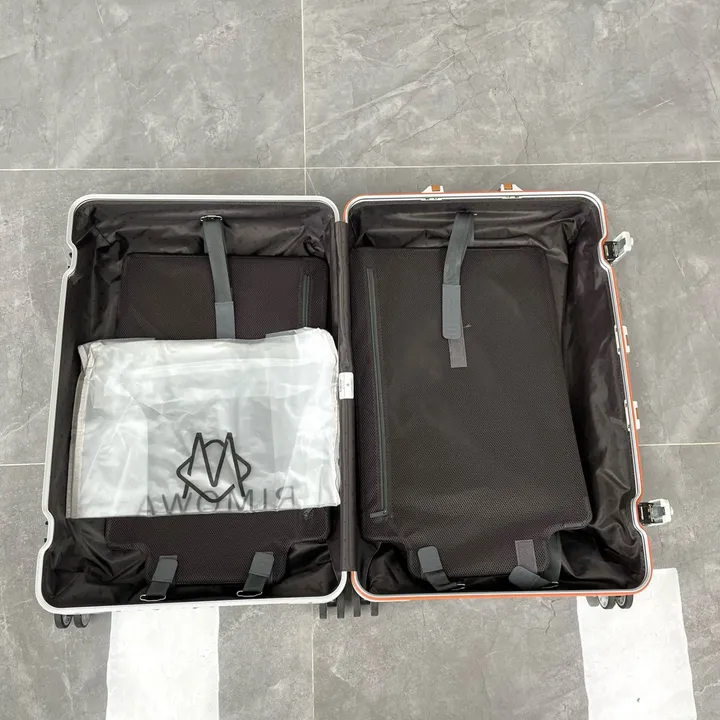 スーパーコピー リモワ スーツケース