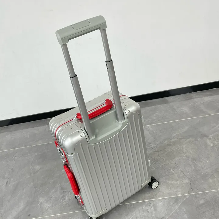 スーパーコピー リモワ スーツケース