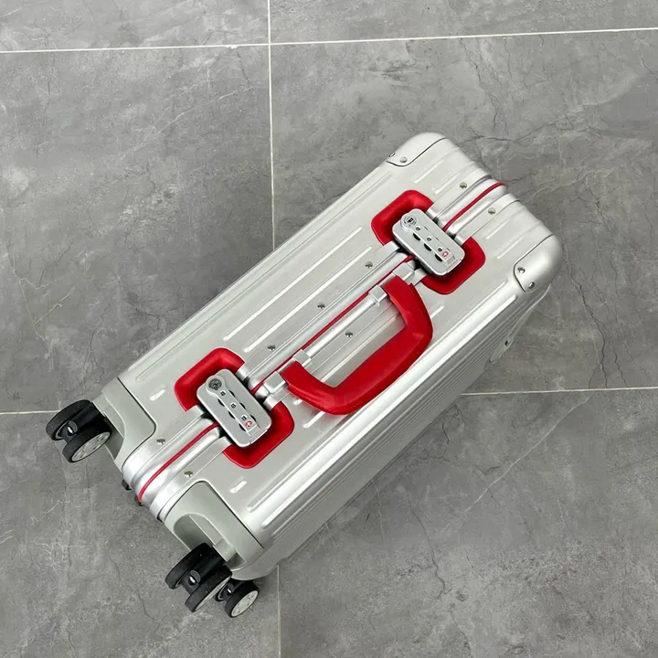 スーパーコピー リモワ スーツケース