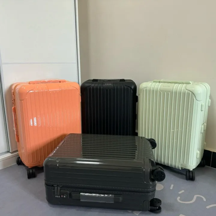 スーパーコピー リモワ スーツケース