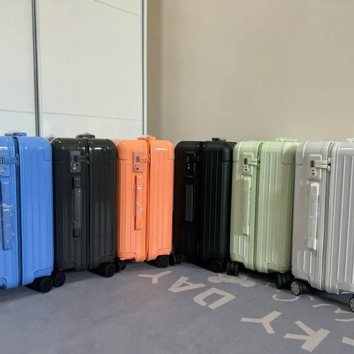 スーパーコピー リモワ スーツケース