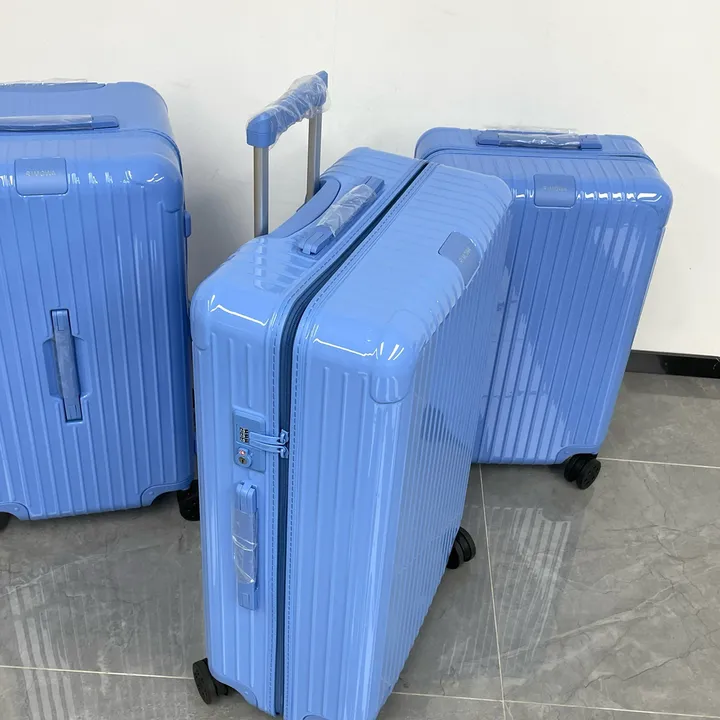 スーパーコピー リモワ スーツケース