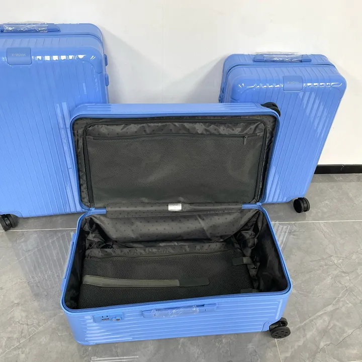 スーパーコピー リモワ スーツケース