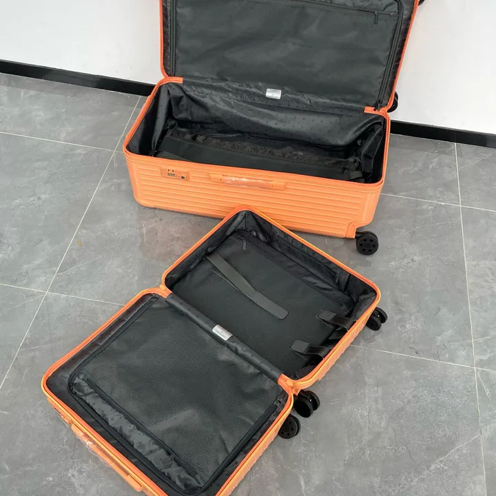 スーパーコピー リモワ スーツケース