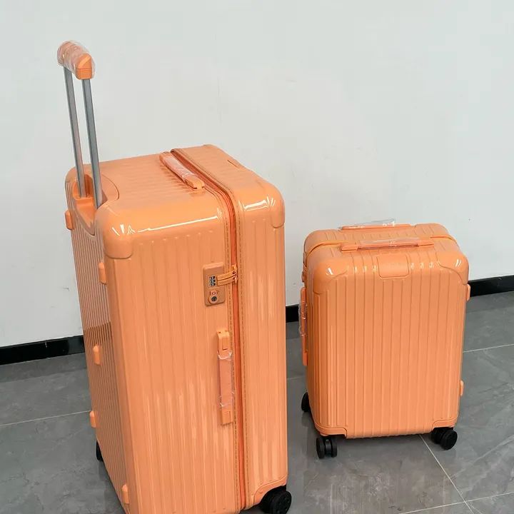 スーパーコピー リモワ スーツケース