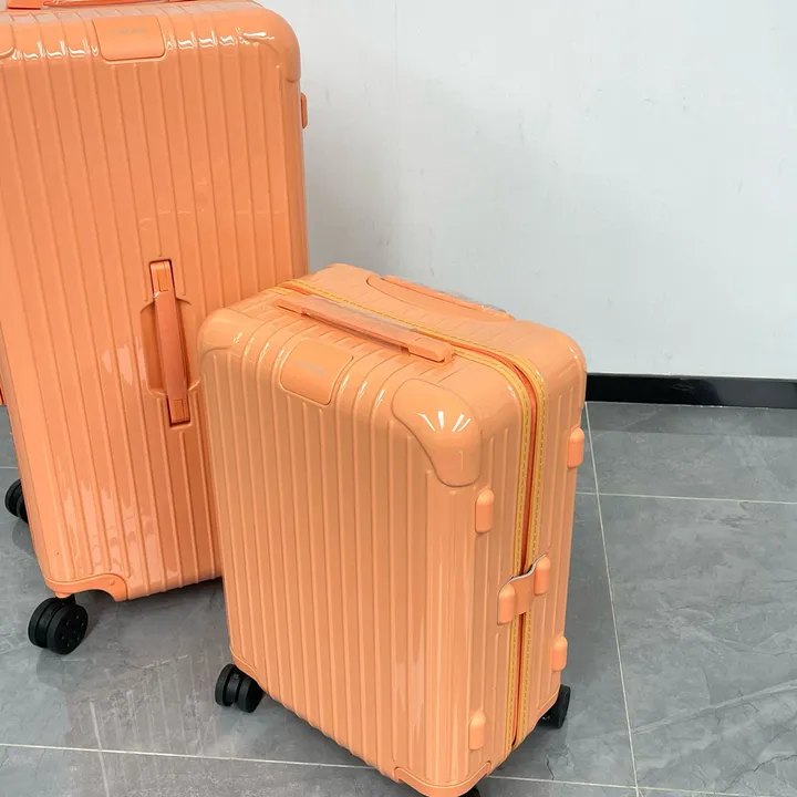 スーパーコピー リモワ スーツケース