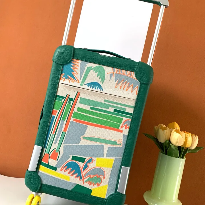 スーパーコピー シャネル スーツケース