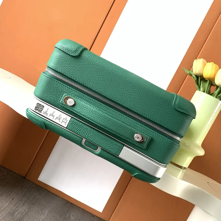 スーパーコピー シャネル スーツケース