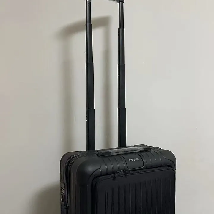 スーパーコピー リモワ スーツケース