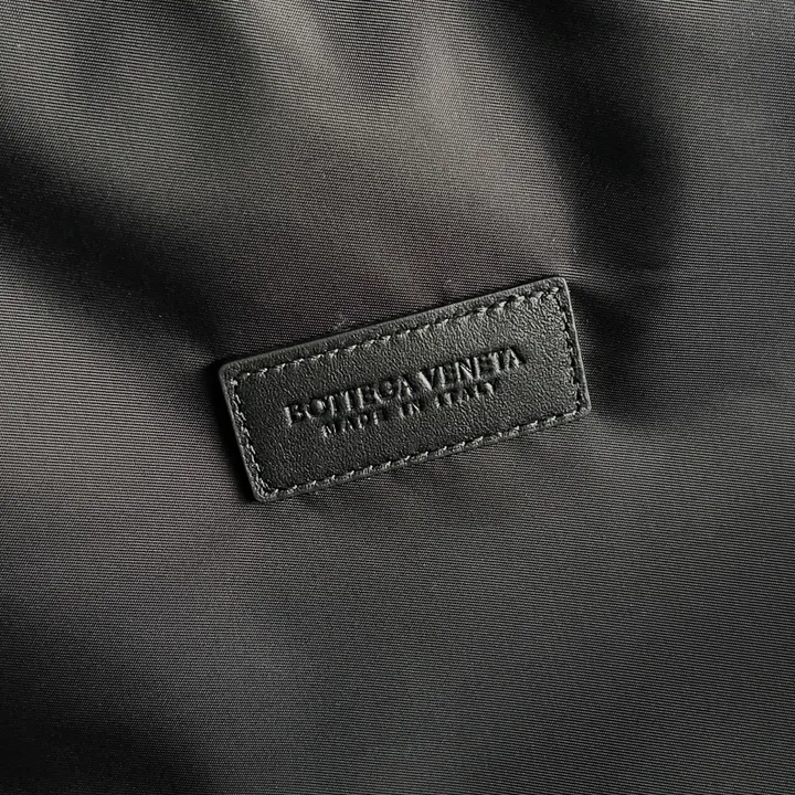 スーパーコピー ボッテガ ヴェネタ スーツケース