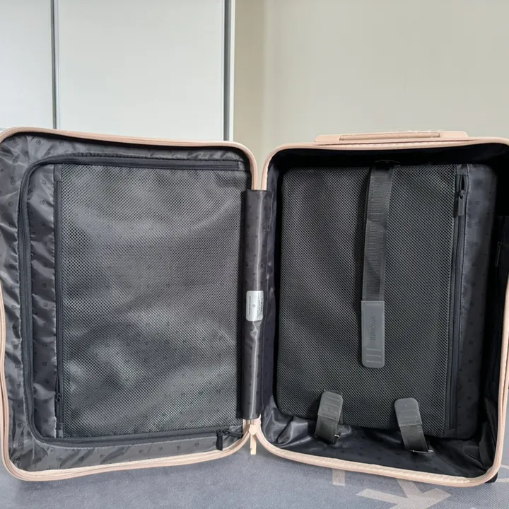 スーパーコピー リモワ スーツケース