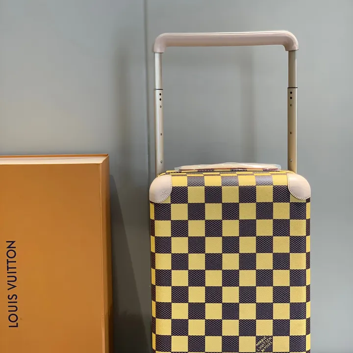 スーパーコピー ルイヴィトン スーツケース