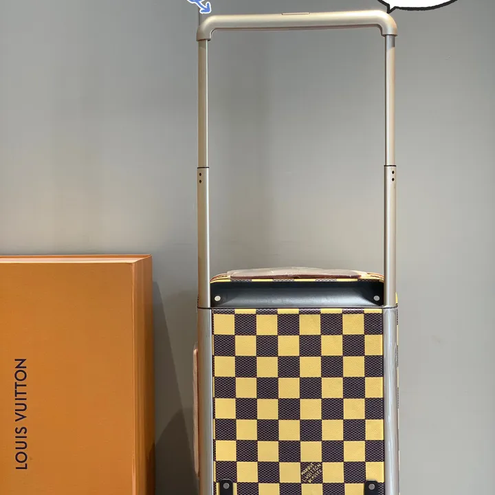 スーパーコピー ルイヴィトン スーツケース