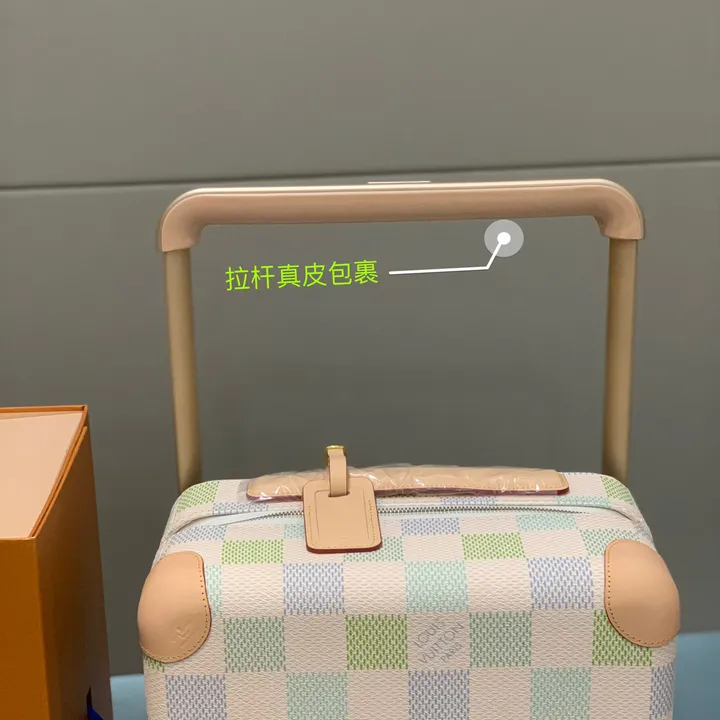 スーパーコピー ルイヴィトン スーツケース