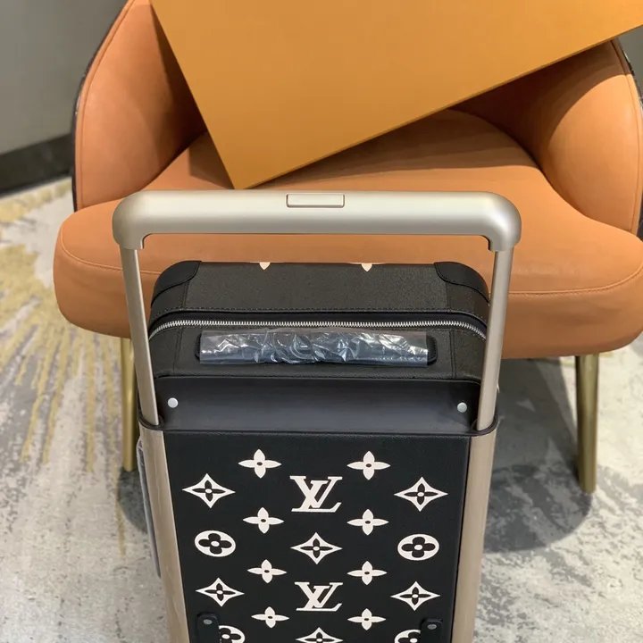 スーパーコピー ルイヴィトン スーツケース