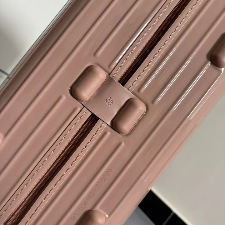 スーパーコピー リモワ スーツケース