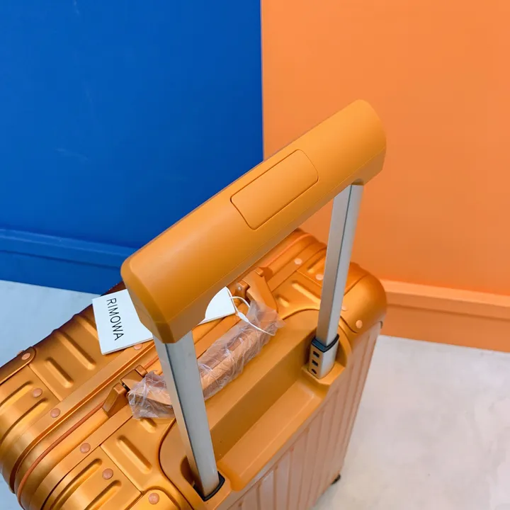 スーパーコピー リモワ スーツケース